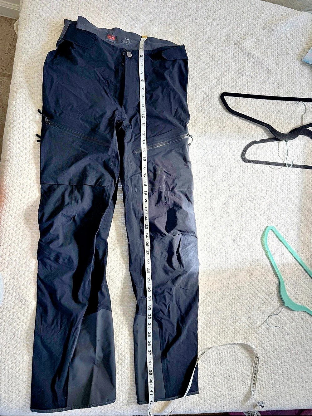 Mountain Hardwear Women's Black Nylon Track Pants